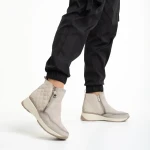 Golda bézs női bokacsizma, műbőrből készült