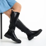 Darinda ökológiai bőrből készült fekete női csizma