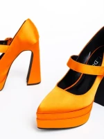 Regena narancssárga női magassarkú cipő textil anyagból