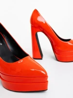 Dazani narancssárga női magassarkú cipő lakkozott ökológiai bőrből