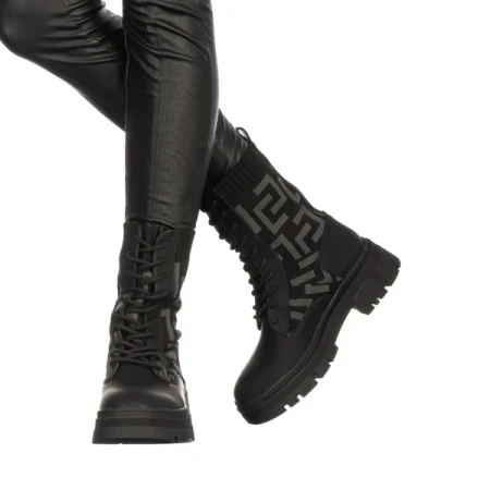 Stika fekete női csizma