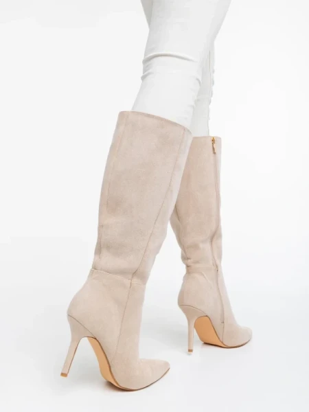 Aleksandra világos bézs női csizma textil anyagból