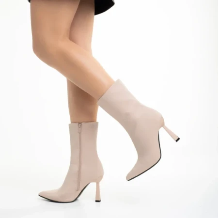 Vanice bézs női bokacsizma, textil anyagból készült
