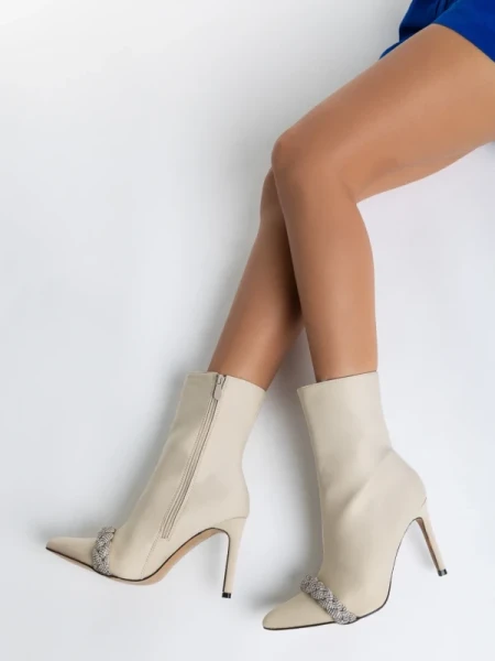 Zinaida bézs női bokacsizma textil anyagból