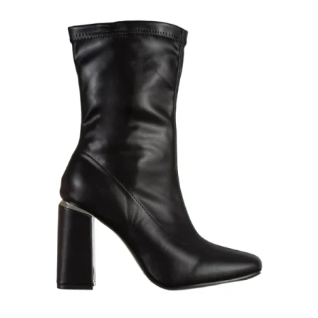 Priyal fekete női csizma, műbőrből készült