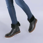 Opera fekete bőrcsizma