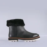 Opera fekete bőrcsizma