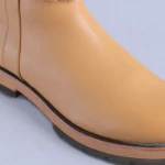 Opera sárga bőrcsizma