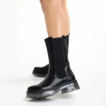 Avelyn női fekete csizma  ökológiai bőrből