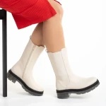 Avelyn bézs színű női csizma ökológiai bőrből