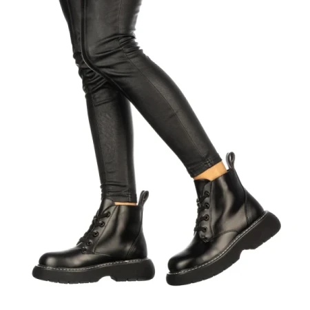 Oveda fekete női bakancs