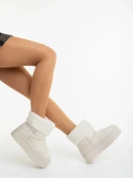 Deraza világos bézs női csizma textil anyagból