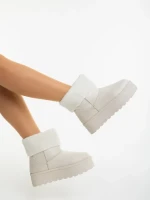 Deraza világos bézs női csizma textil anyagból