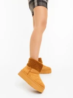 Deraza tevebarna női csizma textil anyagból