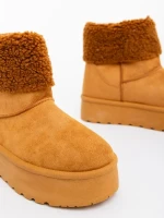 Deraza tevebarna női csizma textil anyagból