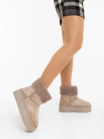 Deraza bézs női csizma textil anyagból