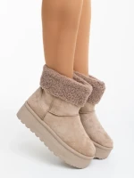 Deraza bézs női csizma textil anyagból