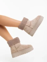 Deraza bézs női csizma textil anyagból