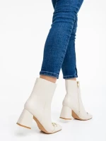 Aliah bézs női csizma ökológiai bőrből