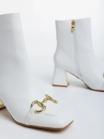 Aliah fehér női csizma ökológiai bőrből