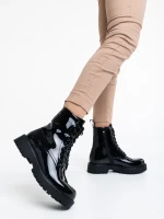 Mahina fekete női bakancs lakkozott ökológiai bőrből