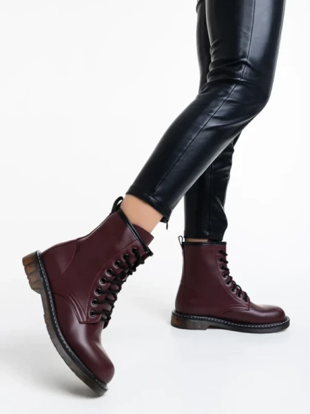 Tierra gránátszínű női bakancs lakkozott ökológiai bőrből