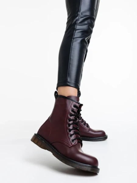 Tierra gránátszínű női bakancs lakkozott ökológiai bőrből