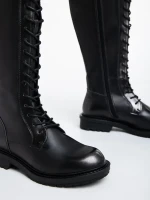 Nafiset fekete női csizma ökológiai bőrből