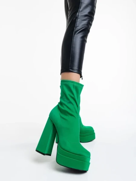 Montana zöld női bokacsizma textil anyagból