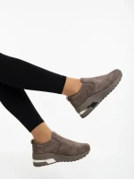 Zaruka barna női sportcipő textil anyagból