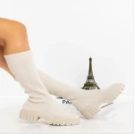 Desmi bézs női csizma textil anyagból