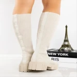 Desmi bézs női csizma textil anyagból