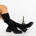 Desmi fekete női csizma textil anyagból