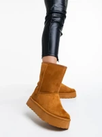 Peigi tevebarna női csizma textil anyagból