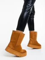 Peigi tevebarna női csizma textil anyagból