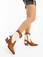 Nimera tevebarna és bézs női csizma ökológiai bőrből