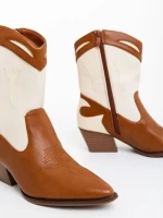 Nimera tevebarna és bézs női csizma ökológiai bőrből