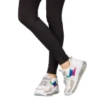 Fehér női sportcipő műbőrből és szövetből Tursa