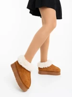 Astria tevebarna női papucs textil anyagból