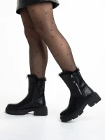 Pallie fekete női bakancs, műbőrből készült