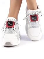Viorelia fehér női sportcipő