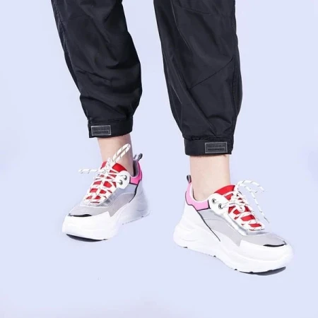 Tanika piros női sportcipő