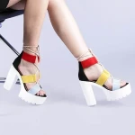 Yasmine fekete női szandál