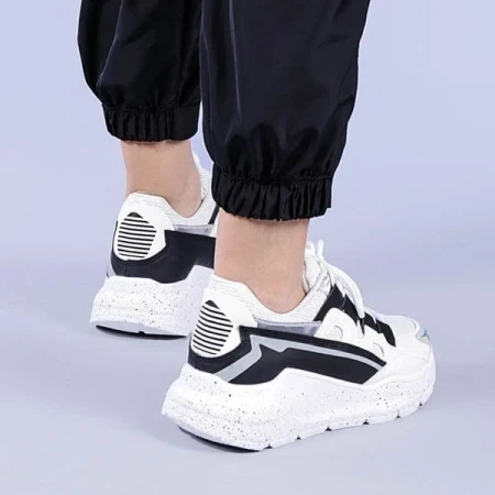 Leila fekete női sportcipő