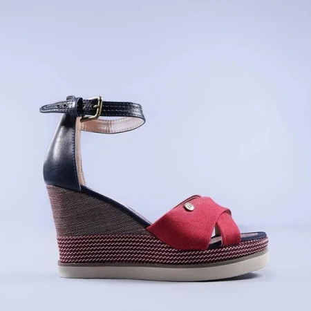 Irina piros női szandál