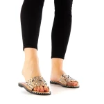 Iuliana arany rózsaszín