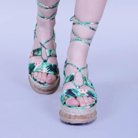 Afina zöld virágos női szandál