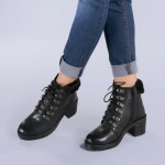 Dove fekete bőr bakancs