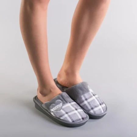 Fifa szürke női papucs