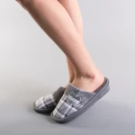 Fifa szürke női papucs